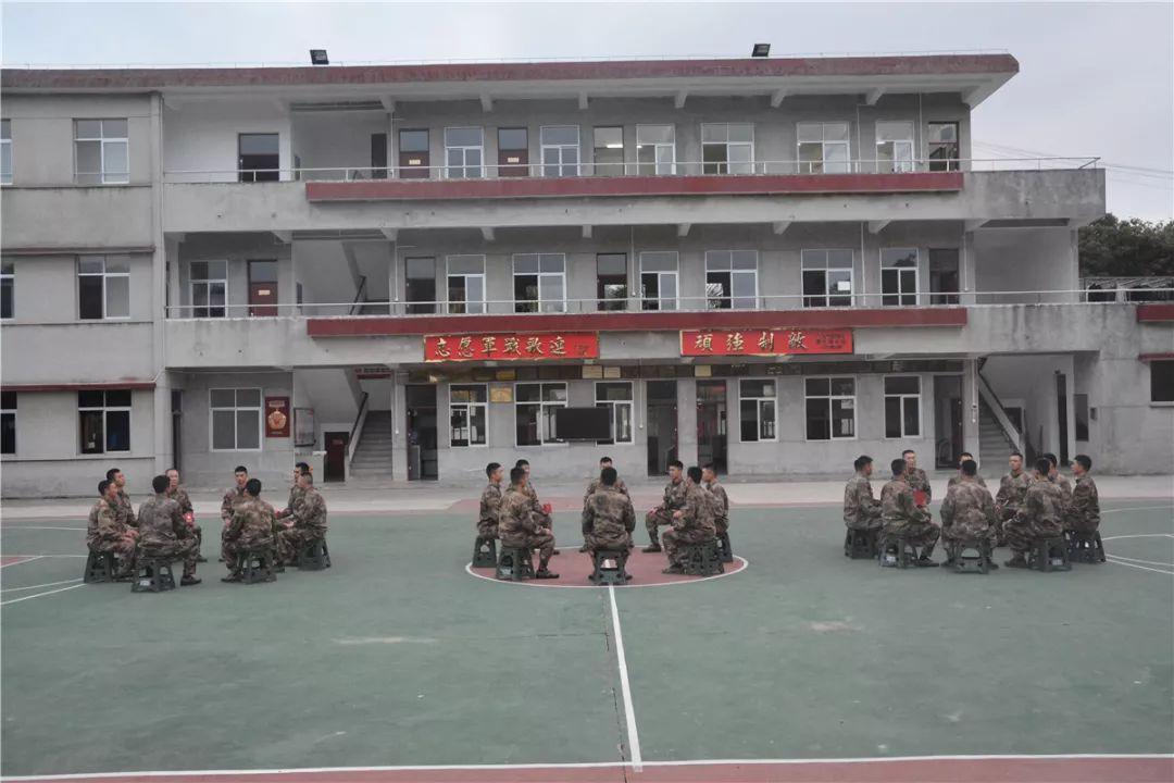 中国人民志愿军战歌指挥拍子，历史旋律中的英勇节拍，中国人民志愿军战歌指挥拍子，历史旋律中的节拍英勇展现