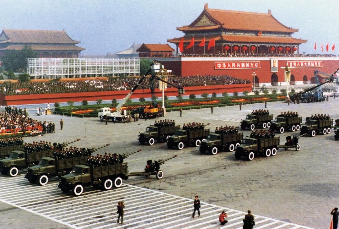 重温历史荣光，1997阅兵式高清完整版，重温历史荣光，1997阅兵式高清完整版回顾