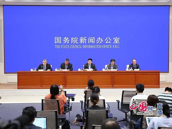 政治新闻2020重点新闻深度解析，政治新闻深度解析，聚焦2020年重大事件深度解读