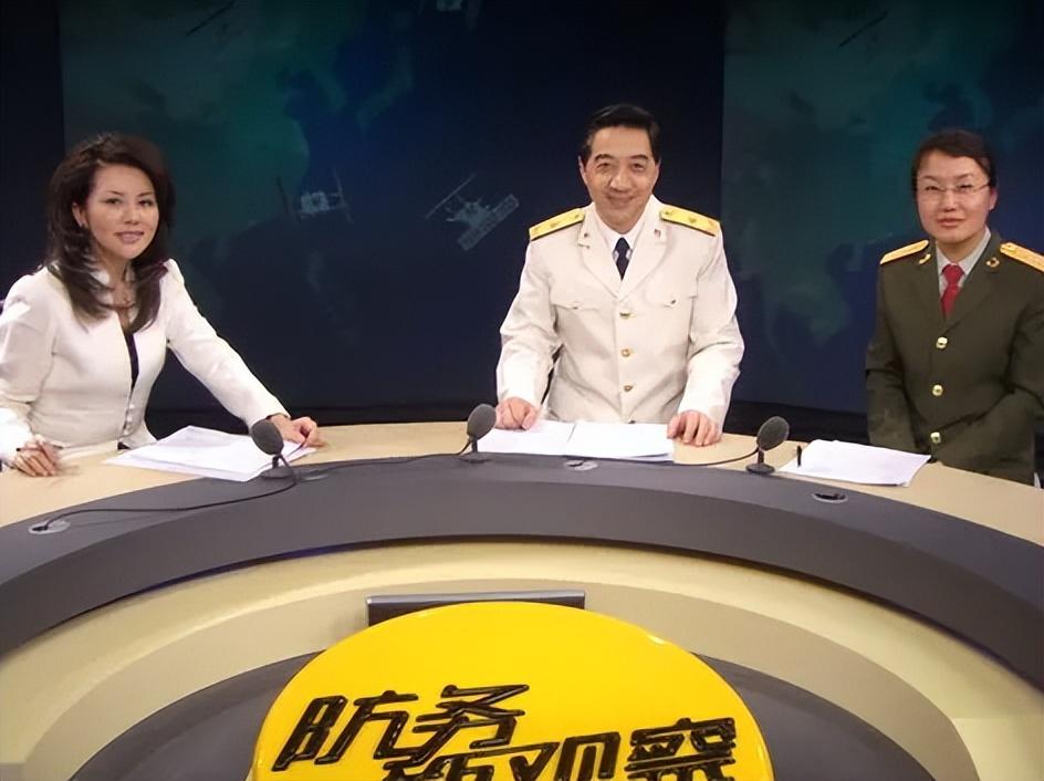 军事专家主持人，融合专业与传播的典范，军事专家主持人，专业与传播融合的典范典范