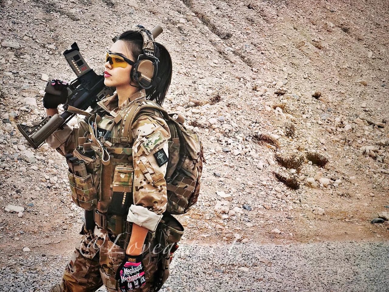 中国女特种兵手枪，力量与荣耀的象征，中国女特种兵手枪，力量与荣耀的非凡象征