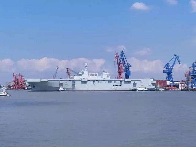 探索中国海军新力量，075型两栖攻击舰的卓越性能与实力，中国海军新力量揭秘，075型两栖攻击舰的卓越性能与实力展现