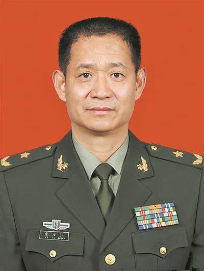 八一勋章，授予那些卓越贡献与崇高精神的人，八一勋章，卓越贡献者的崇高荣誉