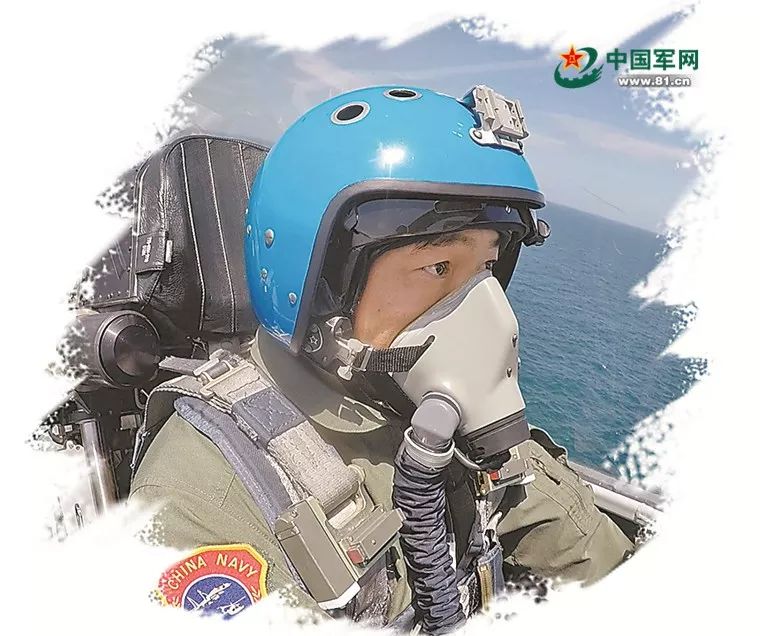 中国空军战斗机飞行员，英勇无畏，技术精湛的图片纪实，中国空军飞行员英勇无畏，技术精湛的战斗风采纪实