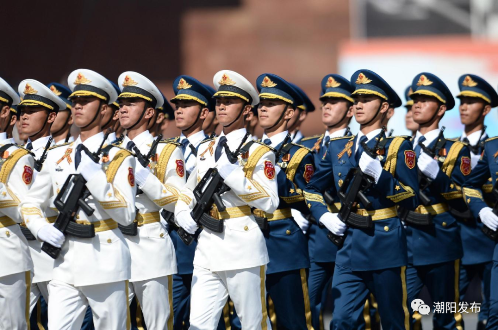 各国阅兵仪式反映出的多元文化与国家实力，多元文化展现与国家实力的阅兵仪式风采