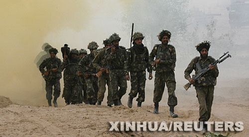 今年1月1日的军事新闻，全球军事动态及战略调整，全球军事动态更新，新年伊始的战略调整与最新军事新闻