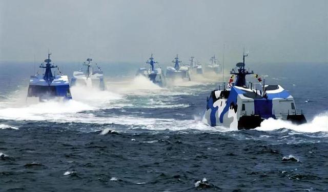 揭秘中国海军的利器，022型导弹快艇百科，揭秘中国海军利器，022型导弹快艇全面解析