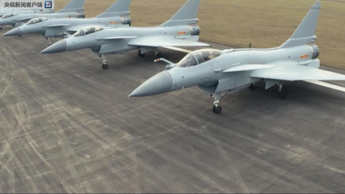 歼-10系列飞机，中国航空工业的骄傲，歼-10系列飞机，中国航空工业的辉煌骄傲