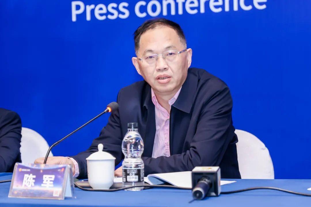 新闻发布会答记者问，揭示真相与策略应对，新闻发布会揭秘真相与策略应对，记者问答实录
