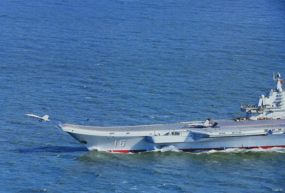 歼-15舰载机高清图片，揭示中国海军航空兵力量的骄傲，歼-15舰载机高清图片，中国海军航空兵力量的璀璨骄傲