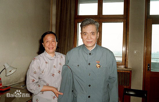 邓稼先与妻子，时光中的温情与奉献，邓稼先与妻子的温情时光，奉献与爱情的故事