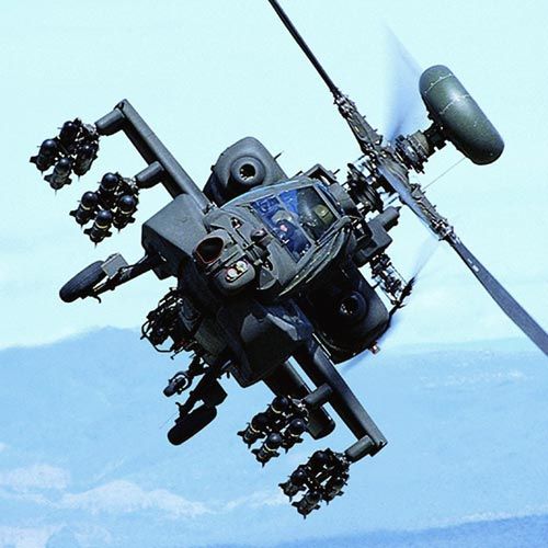 阿帕奇武装直升机高清大图——空中力量的象征，阿帕奇武装直升机高清大图，空中力量的典范