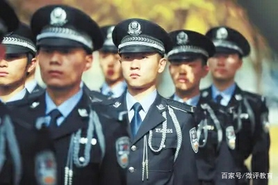 关于报考警校的几点思考，报考警校的深度思考
