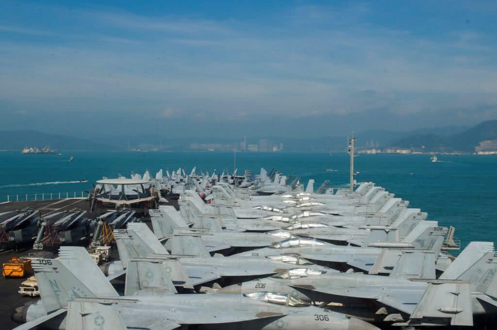 航空母舰舰载机，探索海洋天空的利剑，航空母舰舰载机，探索海洋天空的先锋利器