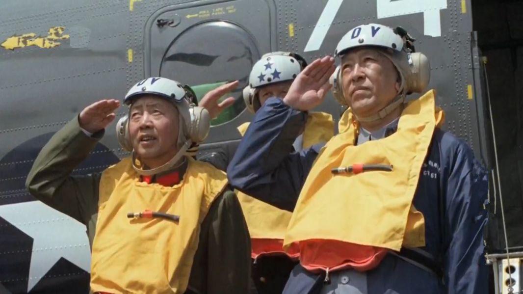 海军70周年阅兵式外国舰艇，国际力量的汇聚与展示，外国舰艇齐聚海军70周年阅兵盛典，国际力量的汇聚与展示
