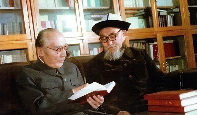 现役中将军衔级别，荣誉、职责与军事领导力，揭秘现役中将，军衔级别、荣誉成就与军事领导力详解