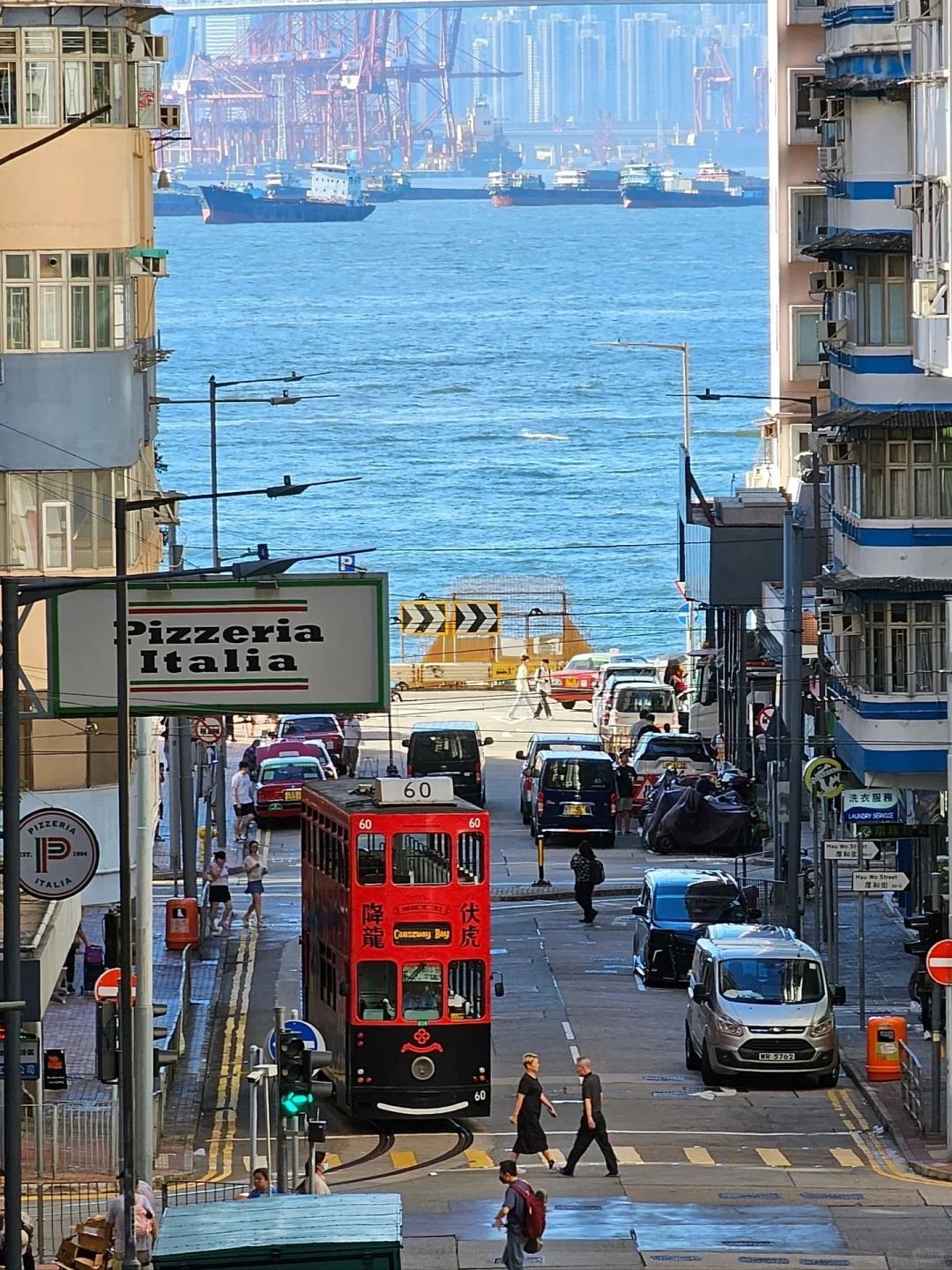 今晚香港9点35分,一场盛大的活动即将拉开帷幕。这是一个令人期待已久的历史时刻,标志着香港迈向新的里程碑。本文将为您详细介绍这一事件背后的故事,以及它所带来的深远影响。,香港迈向新里程碑,今晚9点35分的盛大活动揭晓