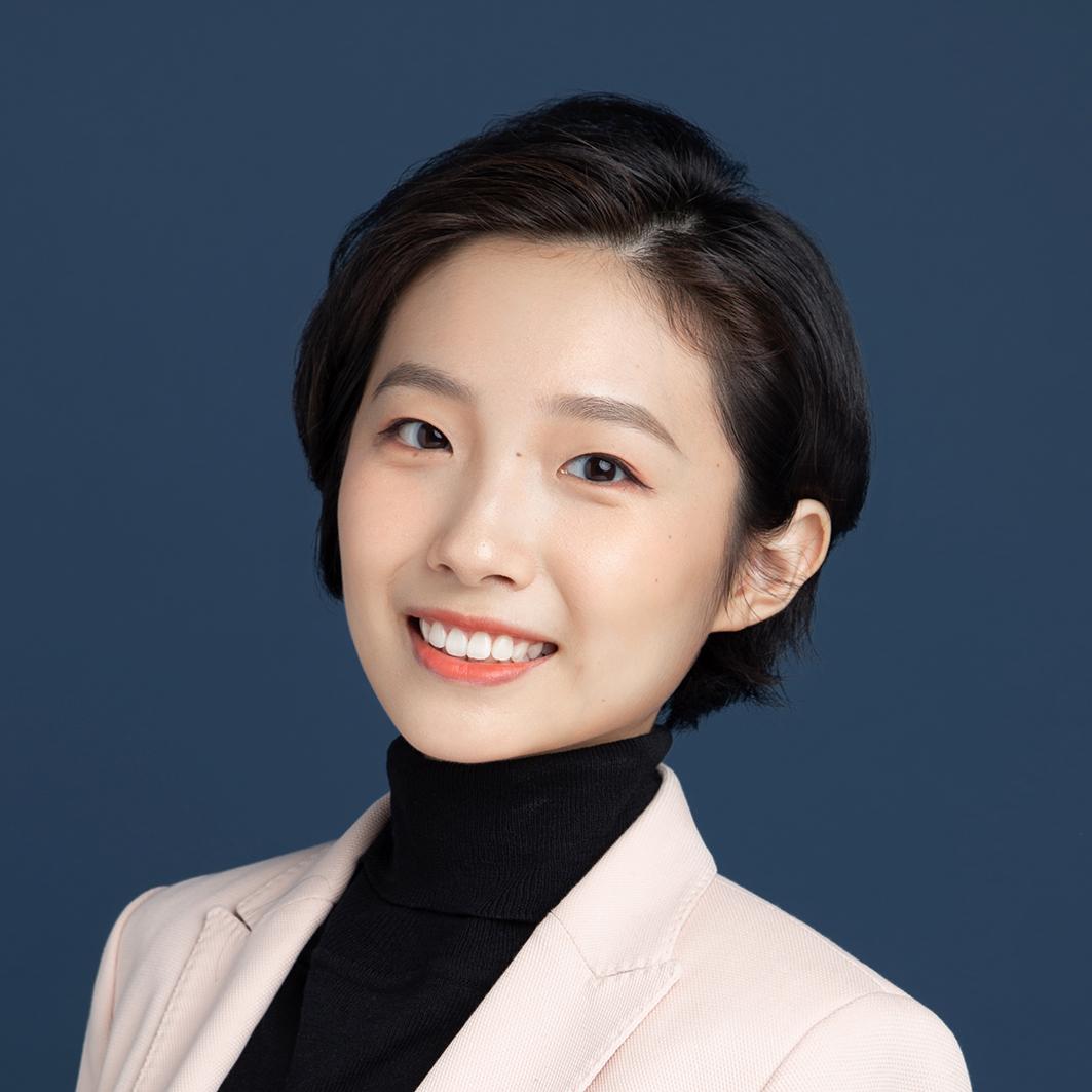 丁伟杰与他的第一任妻子，爱情与人生的交织篇章，丁伟杰与第一任妻子的爱情人生交织篇章