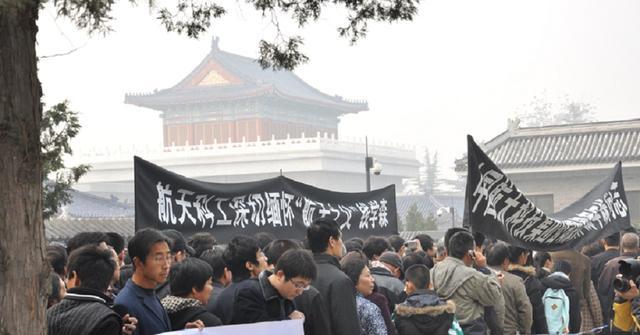 三军仪仗队抬棺人员揭秘，三军仪仗队抬棺礼仪揭秘