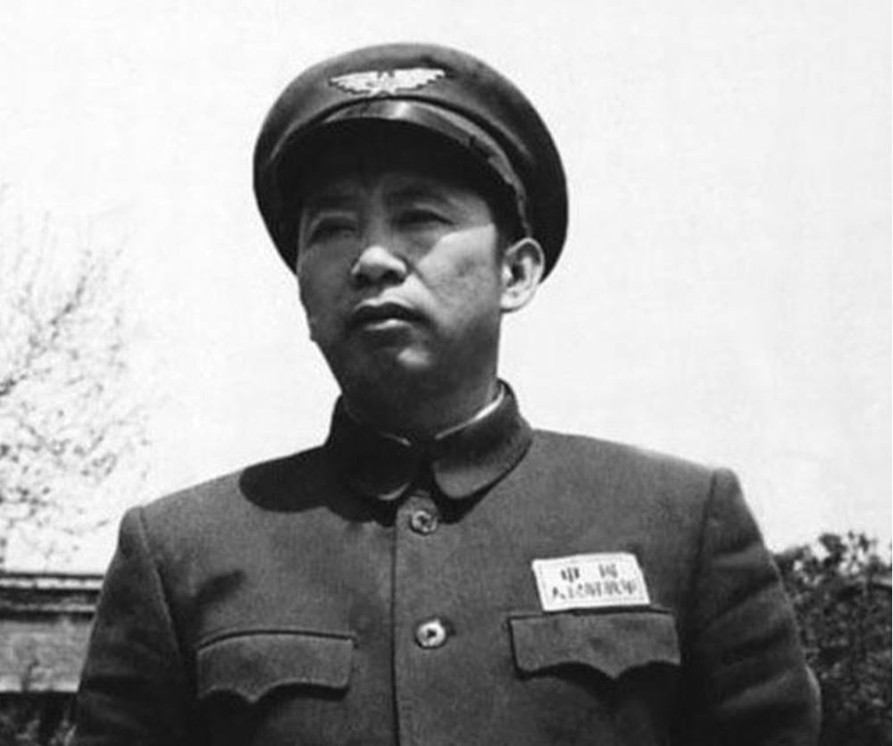揭秘空降兵第十五军现任军长之谜，揭秘，空降兵第十五军现任军长揭秘背景与经历