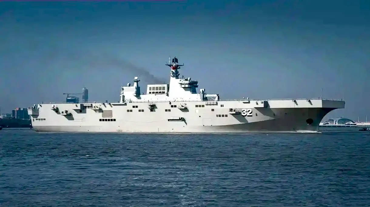 四川舰的长度，揭示中国海军新里程碑的壮丽身影，四川舰壮丽身影揭示中国海军新里程碑，舰体长度揭秘