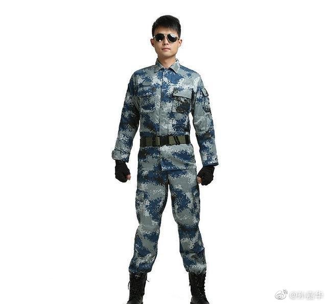 哪个兵种衣服最帅，一场关于军装魅力的探索，军装魅力探索，哪个兵种服饰最帅？