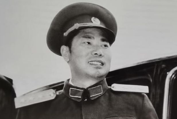 陈洪亮将军简介，陈洪亮将军生平简介