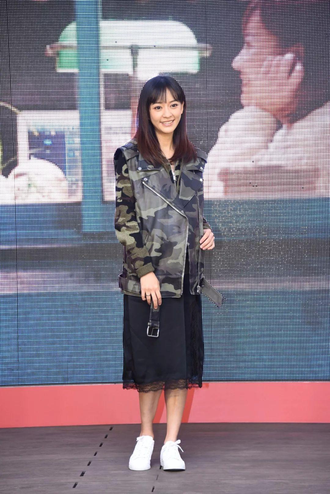 最新迷彩服款式研究，时尚与功能的完美结合，最新迷彩服款式研究，时尚与功能融合之典范