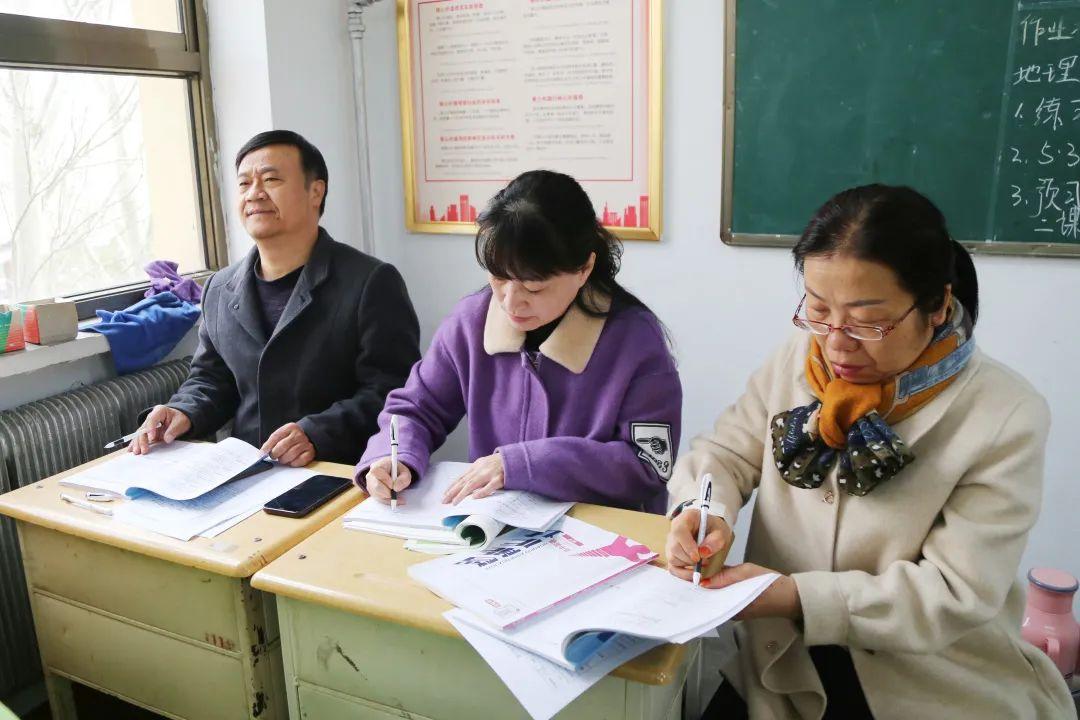 左晓峰，一位引领时代的杰出领导者，左晓峰，时代引领者的杰出领导力