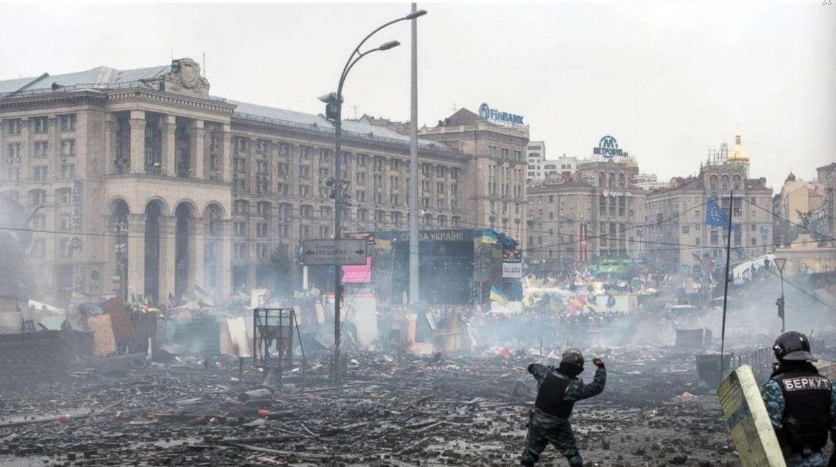 全球鹰无人机的重量之谜，揭秘其吨位与功能，全球鹰无人机的重量与功能揭秘，吨位之谜探秘无人机尖端技术