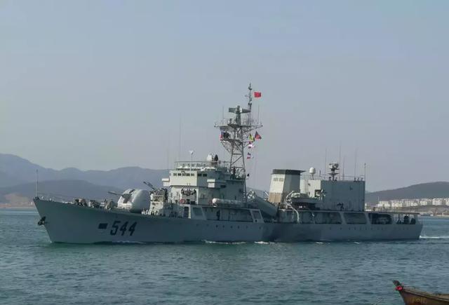 襄阳舰型号解析，揭示其特点与功能，襄阳舰型号深度解析，特点与功能揭秘