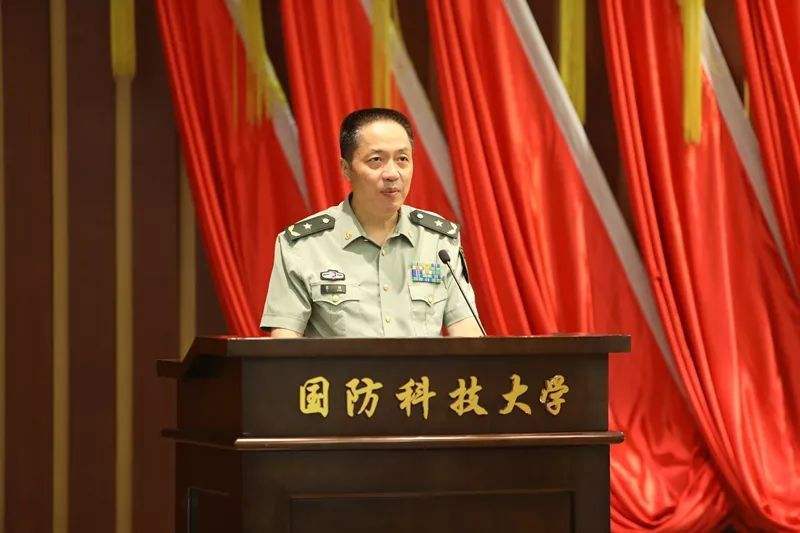 国防大学封长虹少将的卓越军事生涯，一位忠诚战士的生平简介，国防大学封长虹少将生平简介，卓越军事生涯的忠诚战士