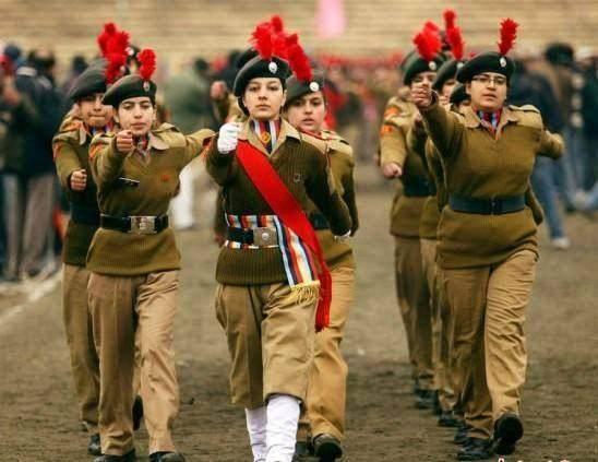 八十年代中国女兵照片，时代的印记与女性的力量，八十年代中国女兵照片，时代的印记与女性力量展现