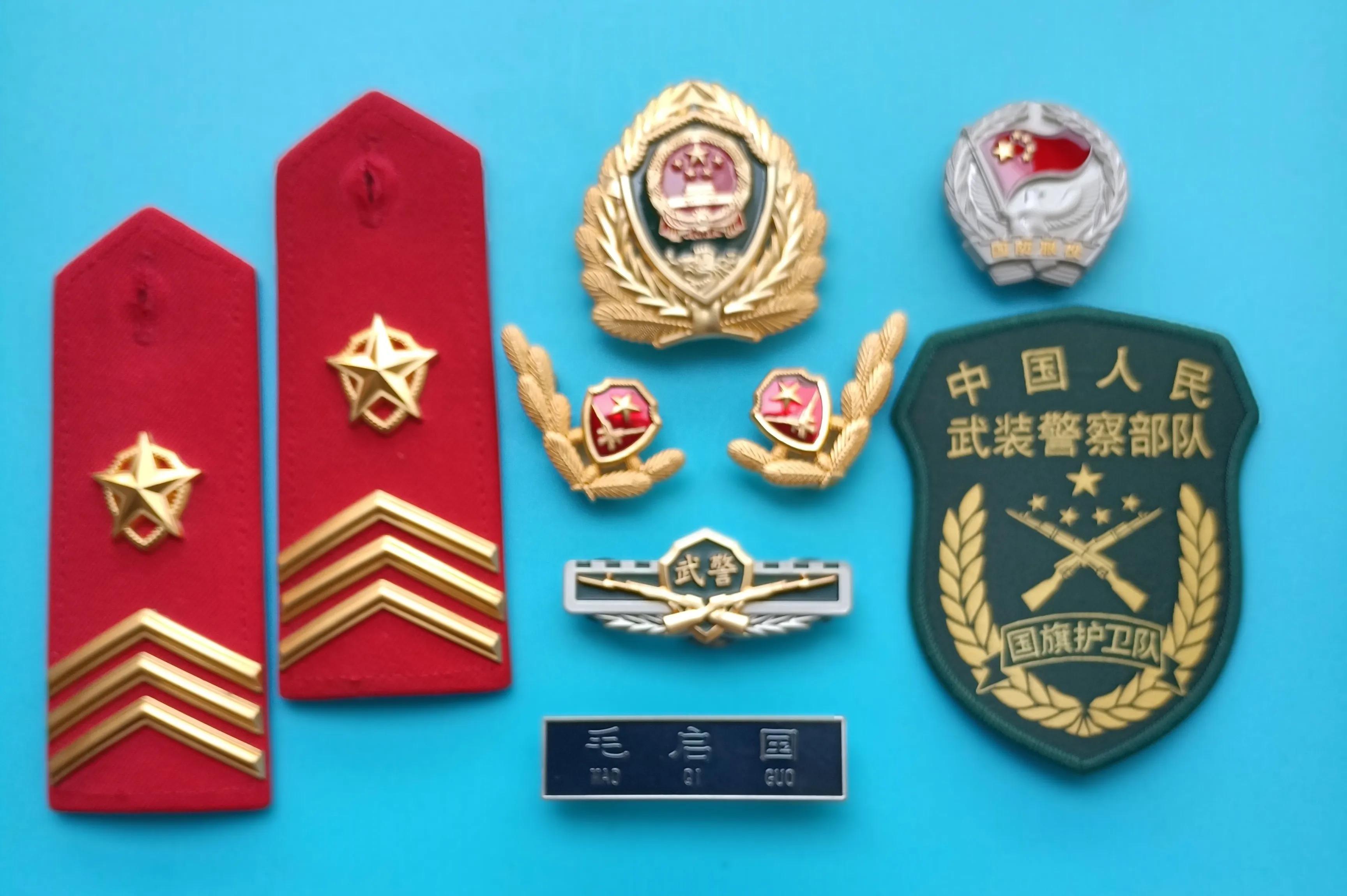 探索07式军官冬常服，设计细节与功能性的完美结合，探索07式军官冬常服，设计细节与功能性的完美融合