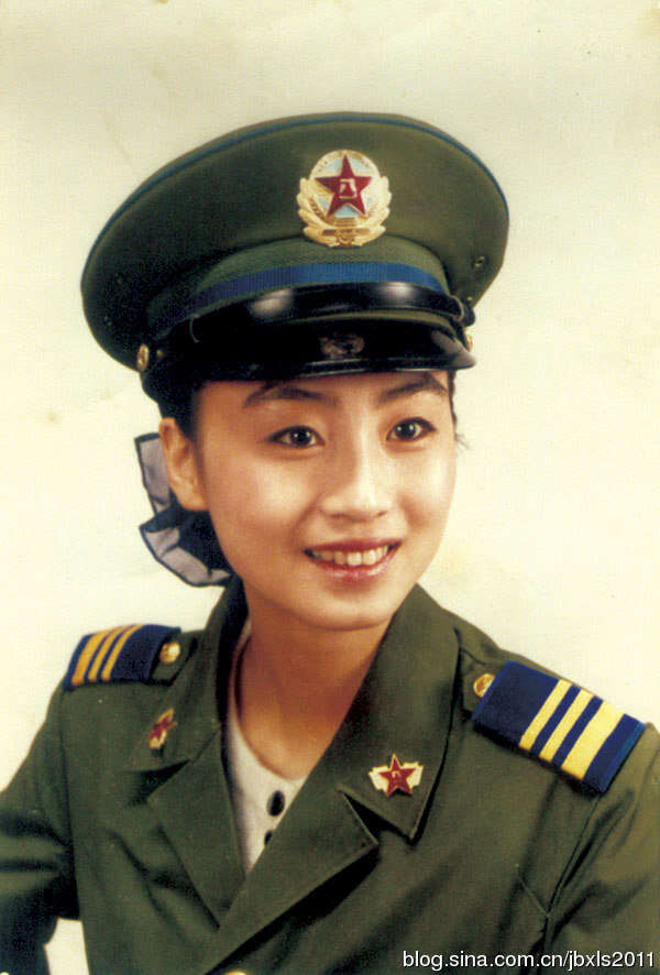 中国第一漂亮女兵是谁——美丽与英勇的完美结合，中国第一漂亮女兵，美丽与英勇的卓越融合