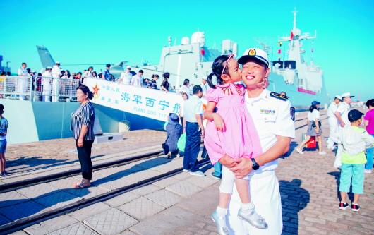 海军亚丁湾第三批，勇担使命，续写辉煌，海军第三批亚丁湾行动续写辉煌使命篇章