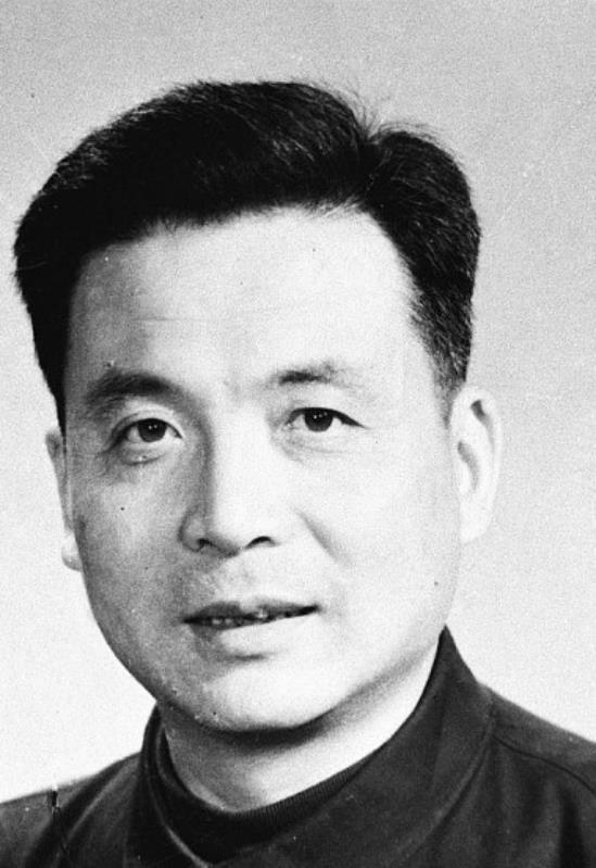 邓稼先的妻子，背后的力量，爱的见证，邓稼先妻子，背后的力量，爱的见证支柱