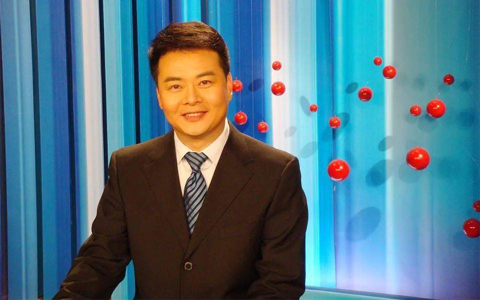 主持人宁钊辞职了吗?知乎热议的背后真相,揭秘宁钊辞职传闻,知乎热议背后的真相