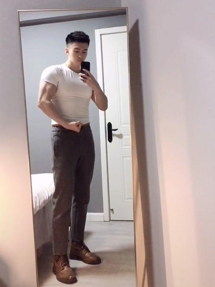 歼-20与F-35,究竟谁更厉害?,歼-20与F-35,谁更胜一筹?对比解析