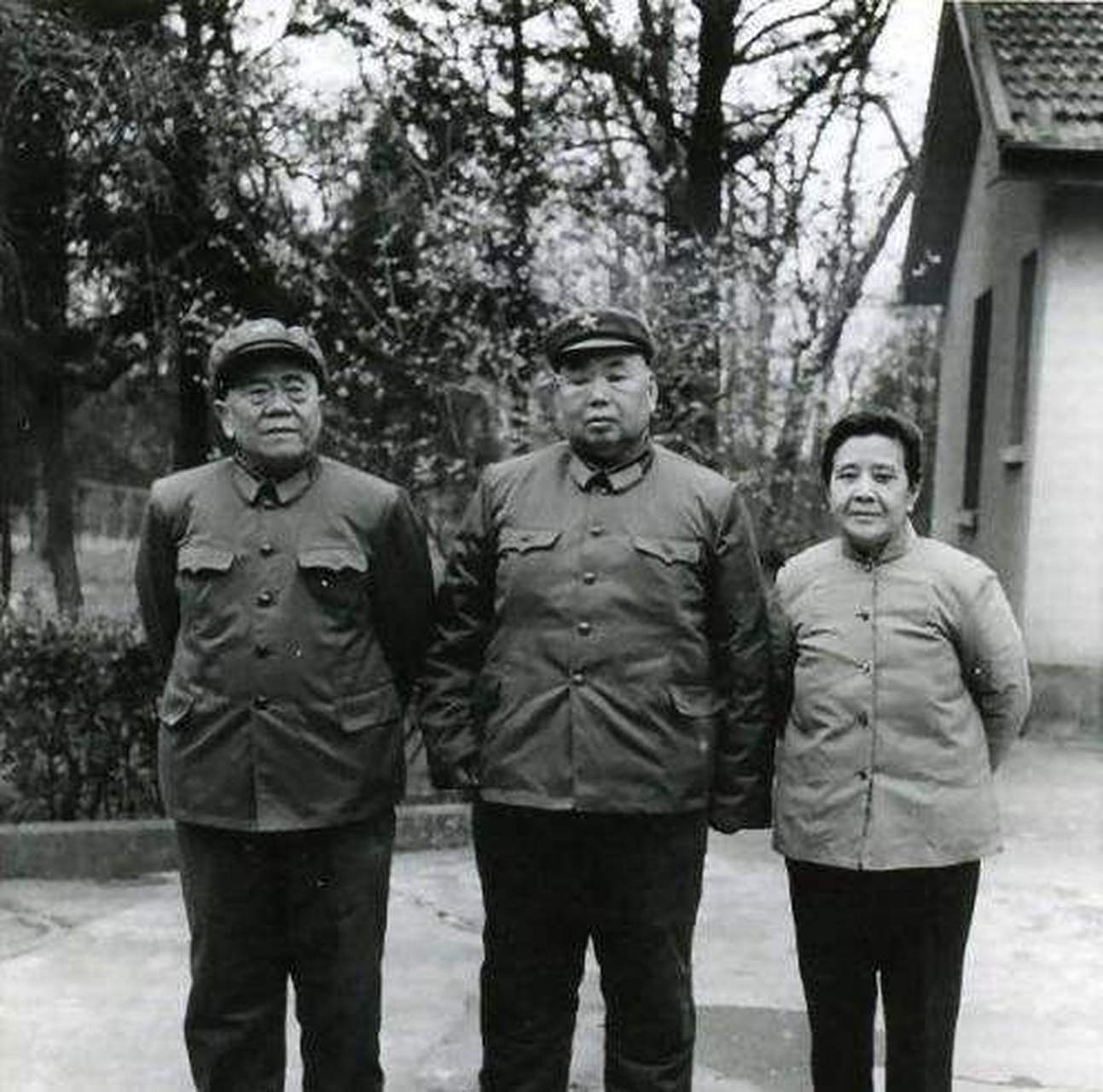 第一任总参谋长