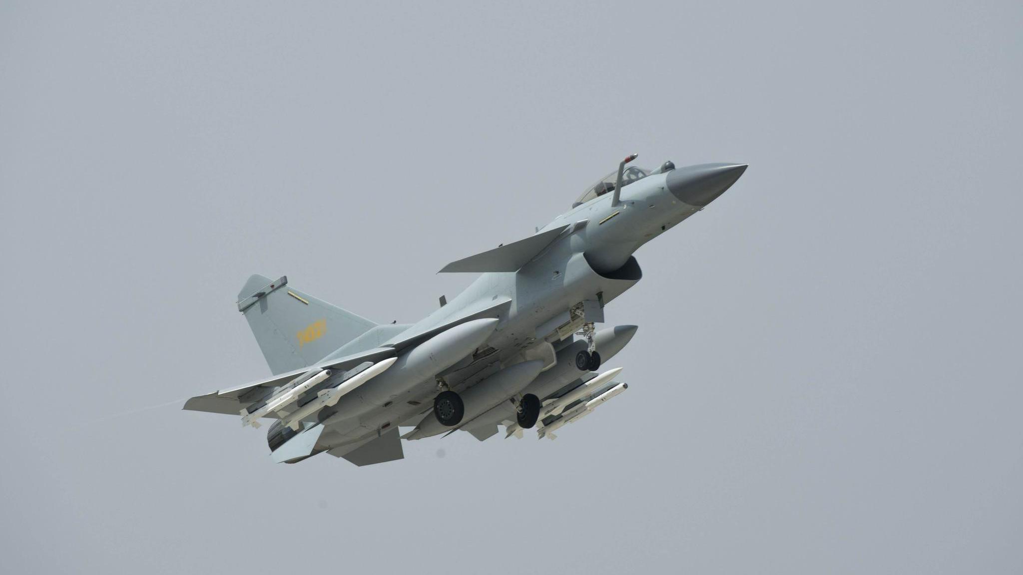 巴西歼-10战斗机,空中力量的璀璨明珠,巴西歼-10战斗机,空中力量的耀眼明珠