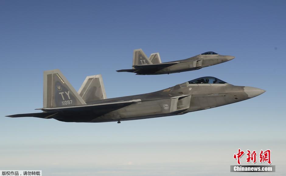 隐形战斗机是如何实现隐形功能的?,隐形战斗机如何实现隐形功能揭秘