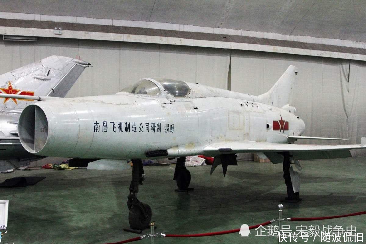 揭秘歼-12战斗机的卓越性能与独特魅力，揭秘歼-12战斗机的卓越性能与独特魅力，深度解析其优势特点