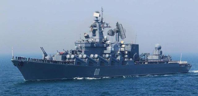 瓦良格号导弹巡洋舰纸模型,探索军事模型的世界,瓦良格号导弹巡洋舰纸模型,军事模型世界的探索之旅