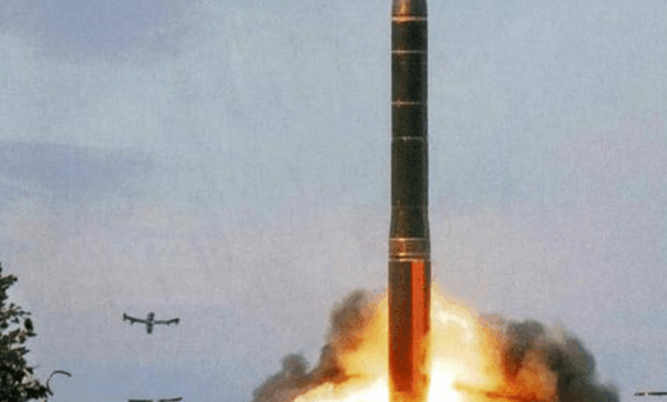 东风41导弹的射程与威力,中国战略威慑力量的核心要素,东风41导弹,中国战略威慑力量的核心要素之射程与威力解析