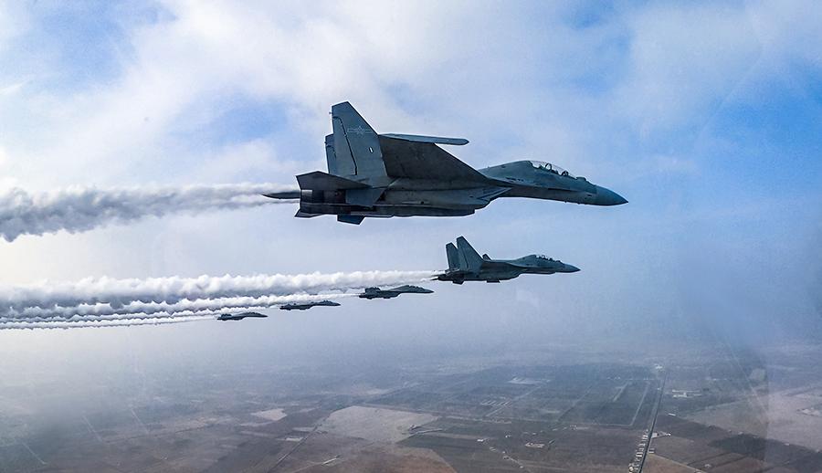 歼-16战斗能力的卓越表现,歼-16战斗能力的卓越表现,空中霸主的力量展示