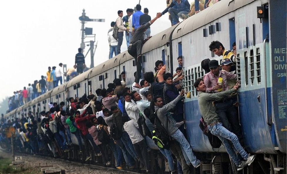 俄罗斯陷入最大困境,挑战与未来的展望,俄罗斯面临的挑战与未来展望,陷入最大困境的出路