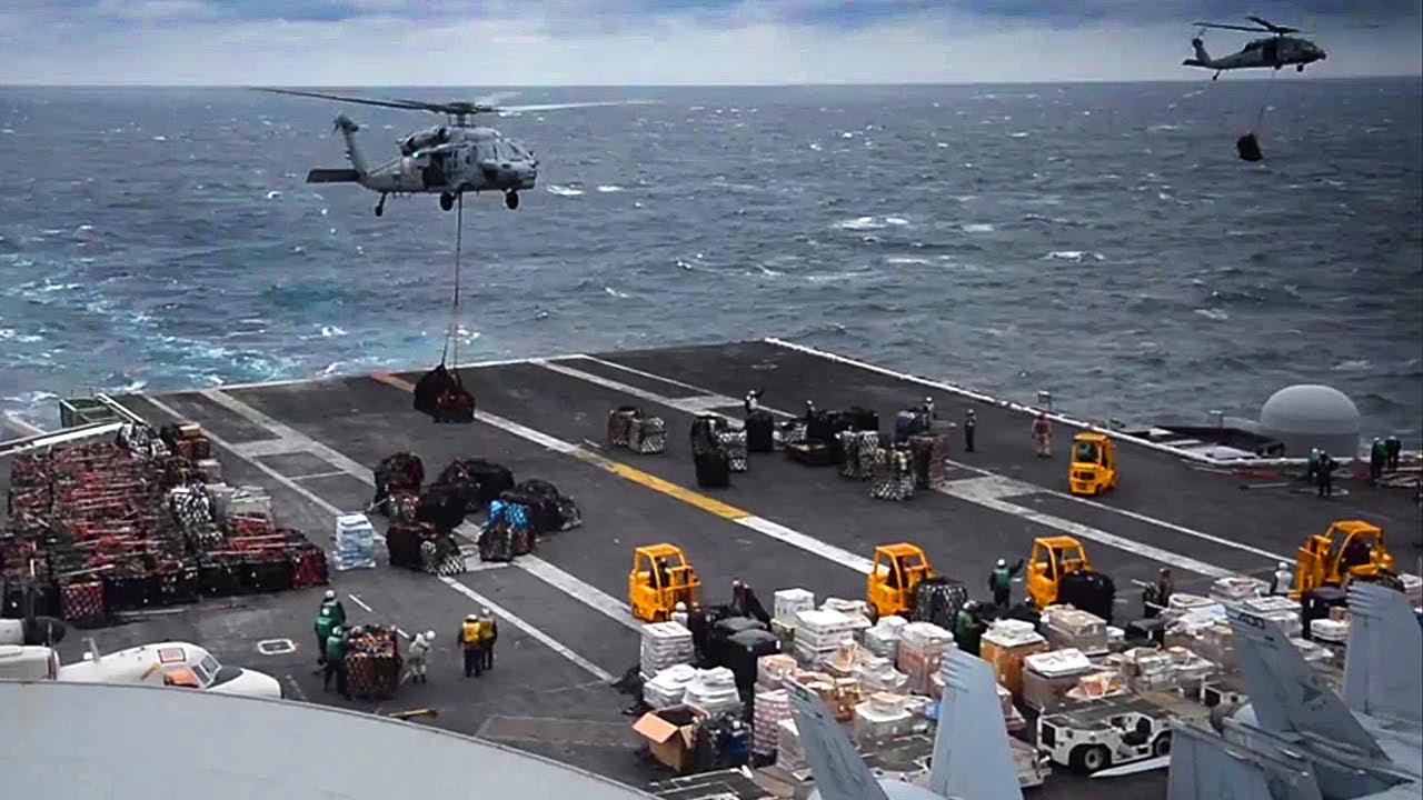 探索福特号航空母舰，揭秘其内部图片，福特号航空母舰深度探索，内部图片揭秘