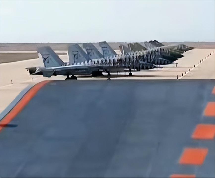 航母直-18直升机,中国海军力量的新里程碑,中国海军新里程碑,直-18直升机助力航母战力飞跃提升