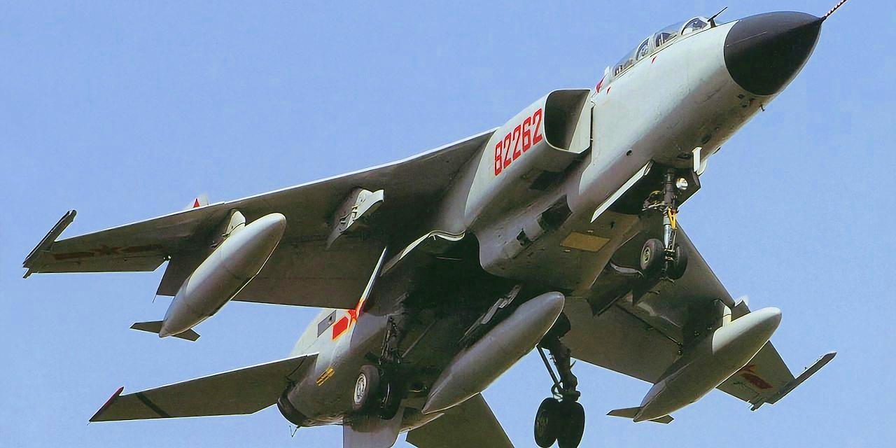 中国歼击机轰炸机,空中力量的璀璨明珠,中国歼击机轰炸机,空中力量的耀眼明珠